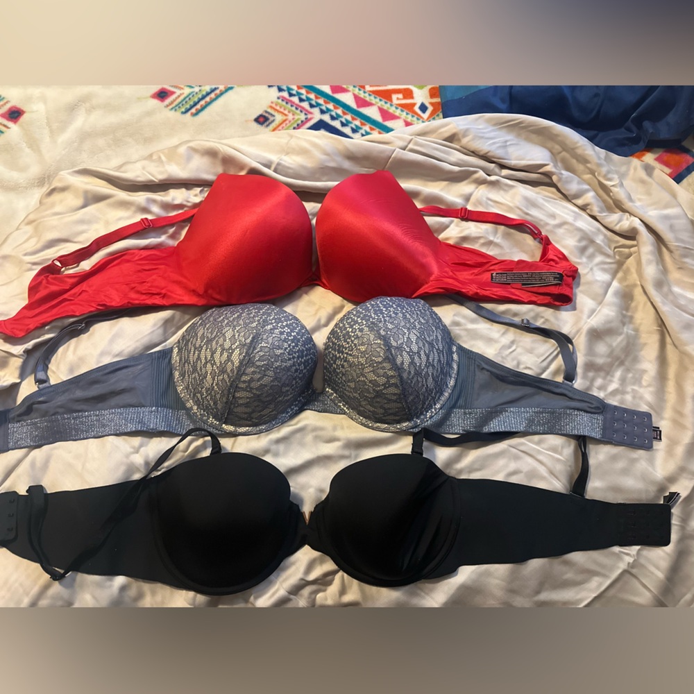 VS bras